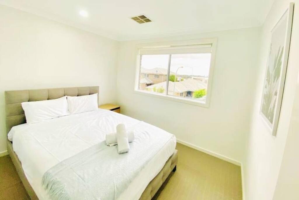 Kellyville 5Br Near Park And Shopping Mall ภายนอก รูปภาพ